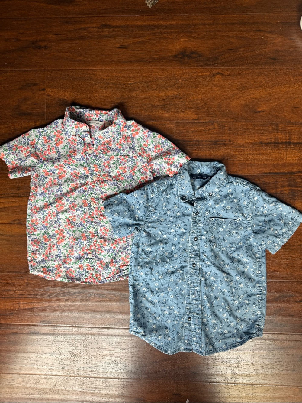 Janie and Jack boy’s floral button down short sleeve shirts size 6